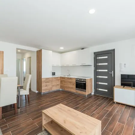 Apartman Mirakul Vir